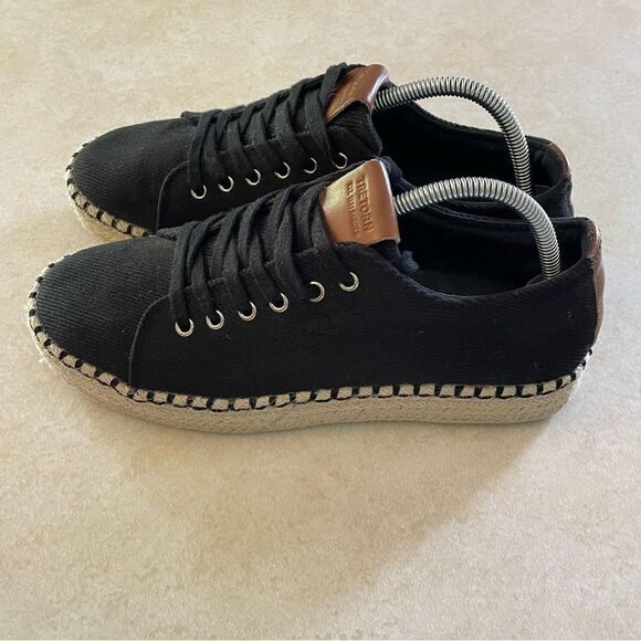 Tretorn Espadrille sneaker shoes Eve Black low top size 10.5 women’s canvas - Picture 3 of 7
